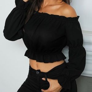 Brandy Melville Black Off the Shoulder Brand S